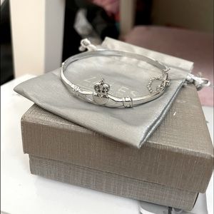 zales claddagh bracelet- sterling silver